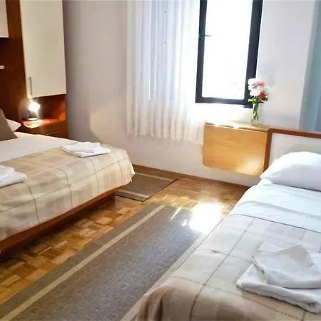 Seline/paklenica Riviera 6878 Appartamento *